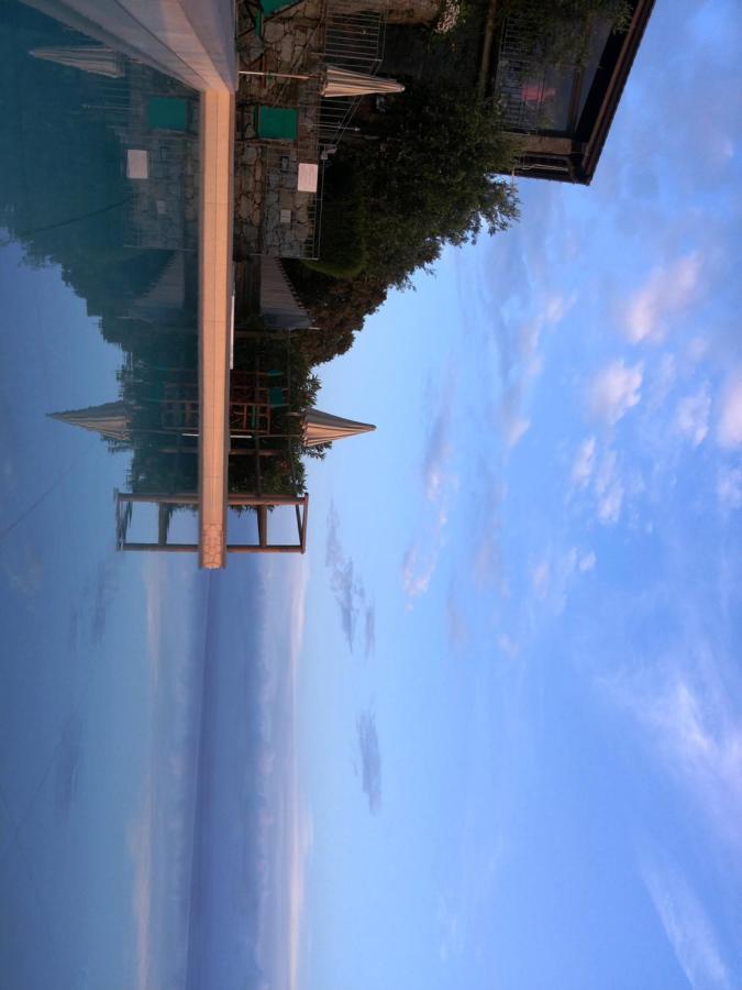 Hotel La Giada Del Mesco เลวานโต ภายนอก รูปภาพ